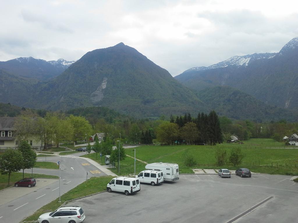 Apartments Vila Bovec Exteriör bild