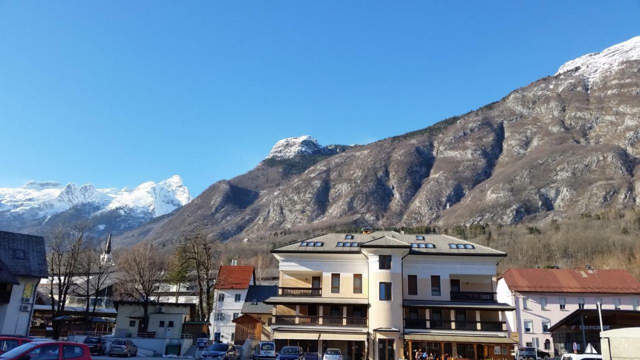 Apartments Vila Bovec Exteriör bild